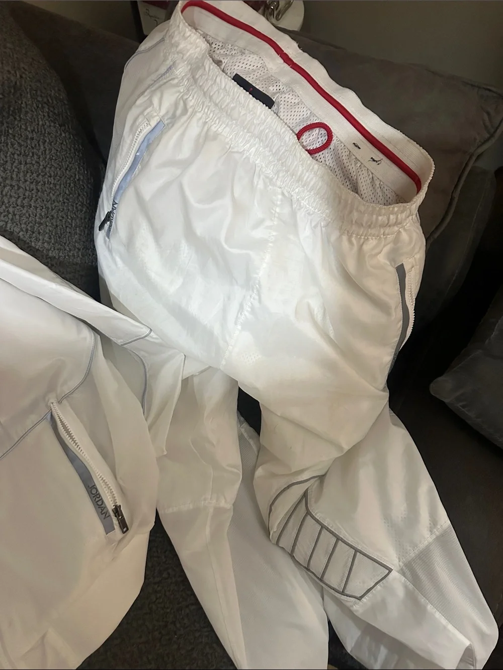 Jordan men's White Track Jacket and Jogger Set vintage